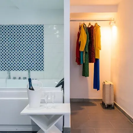 & Relais Freedom Club Aparthotel Massa Lubrense