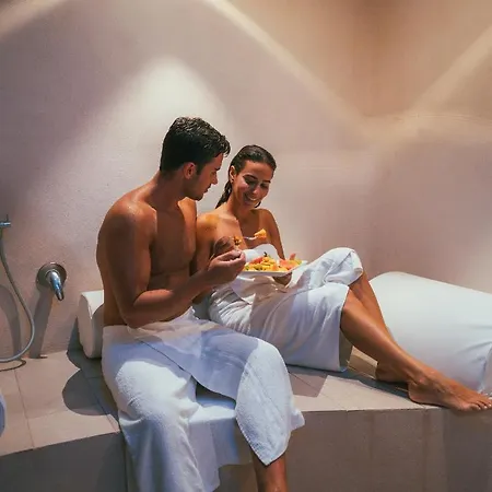 Aparthotel & Relais Freedom Club